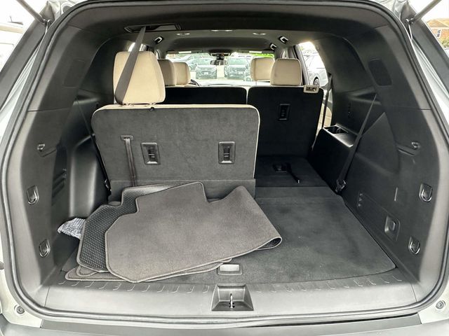 2023 Chevrolet Traverse LS - Photo 22