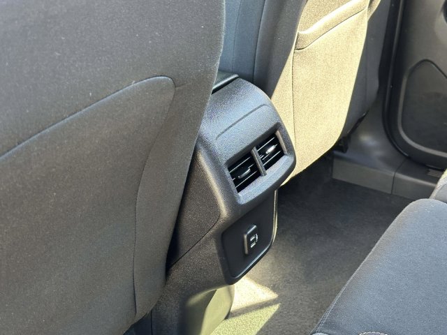 2024 Chevrolet Equinox LT - Photo 18