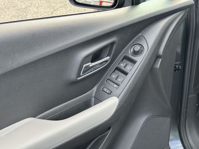 2020 Chevrolet Trax LS - Photo 17