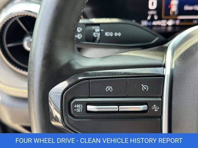 2025 Chevrolet Colorado ZR2 - Photo 8