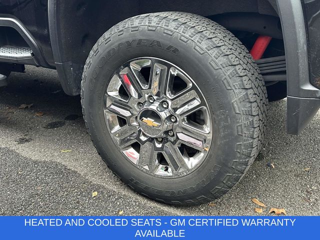 2024 Chevrolet Silverado 2500HD High Country photo 2