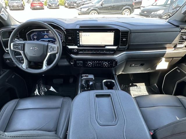 Used 2022 Chevrolet Silverado 1500 RST with VIN 1GCUDEED7NZ639090 for sale in Glen Burnie, MD