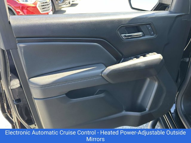 2024 Chevrolet Colorado LT - Photo 15