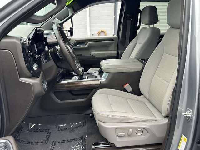 2023 Chevrolet Silverado 1500 LT - Photo 17