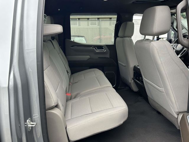 2023 Chevrolet Silverado 1500 LT - Photo 21