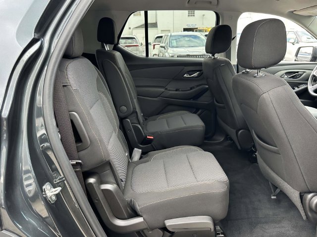 2021 Chevrolet Traverse 1LT - Photo 19
