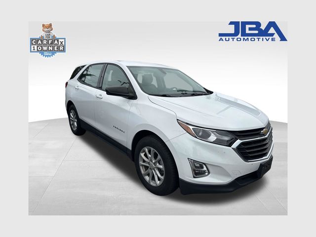 2019 Chevrolet Equinox LS's photo