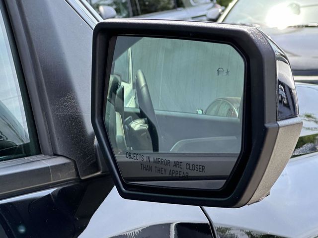 2025 Chevrolet Colorado ZR2 - Photo 26