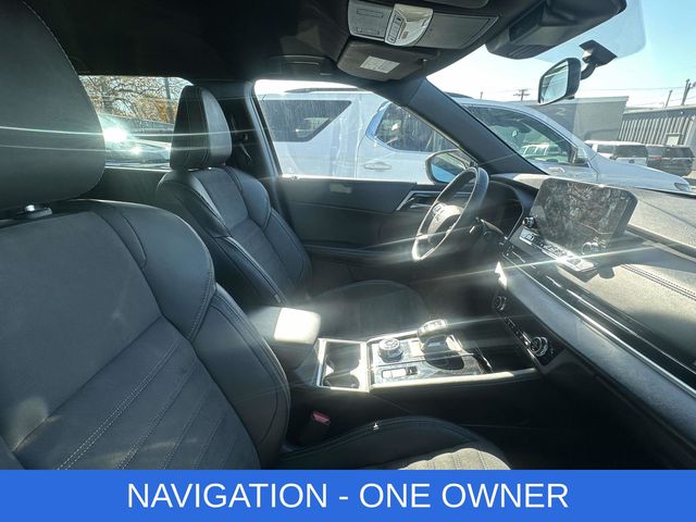 2023 Mitsubishi Outlander SE Black Edition photo 2