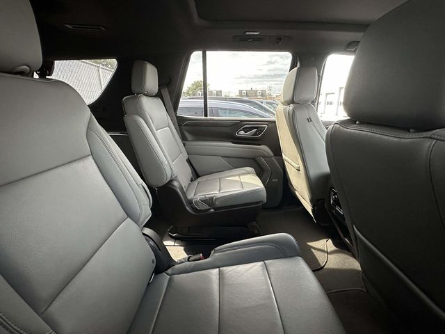 2021 Chevrolet Tahoe LT photo 2