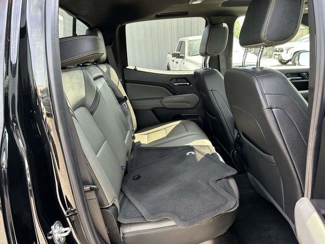 2025 Chevrolet Colorado ZR2 - Photo 21