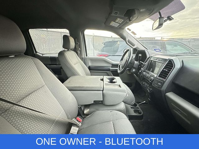 2016 Ford F-150 XLT photo 2