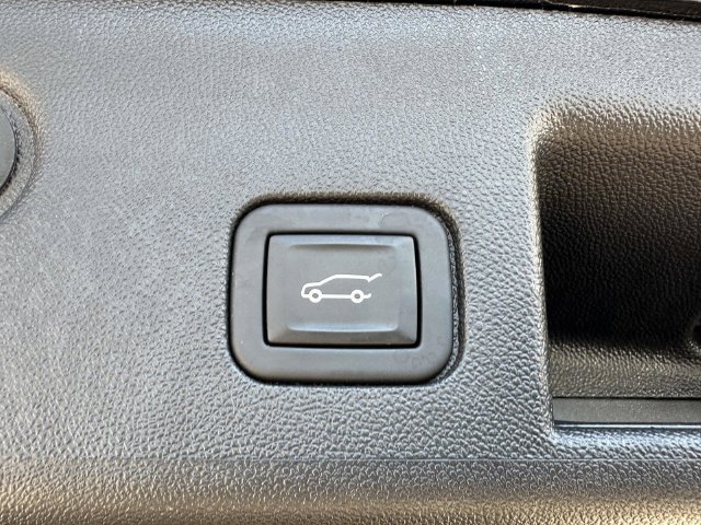 2024 Chevrolet Equinox LT - Photo 23