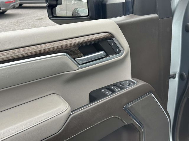 2023 Chevrolet Silverado 1500 LT - Photo 16
