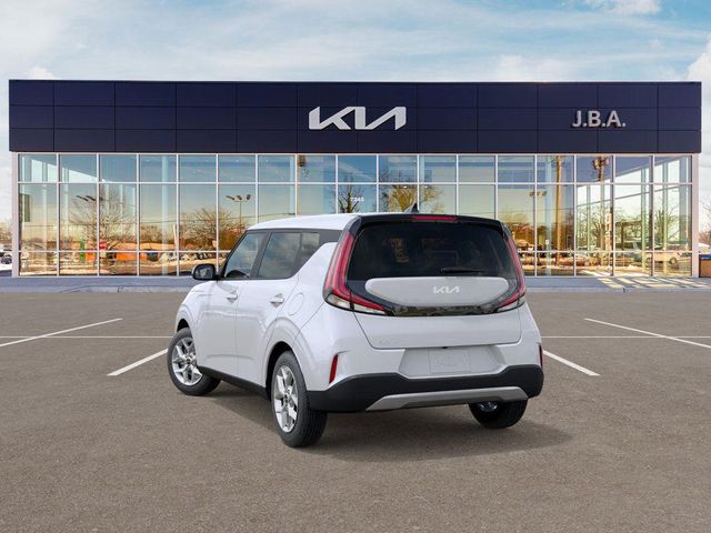 2025 Kia Soul LX photo 2
