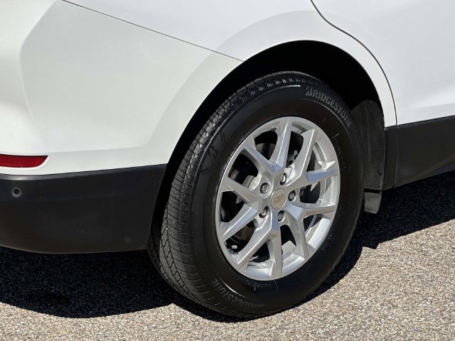 2024 Chevrolet Equinox LT - Photo 30