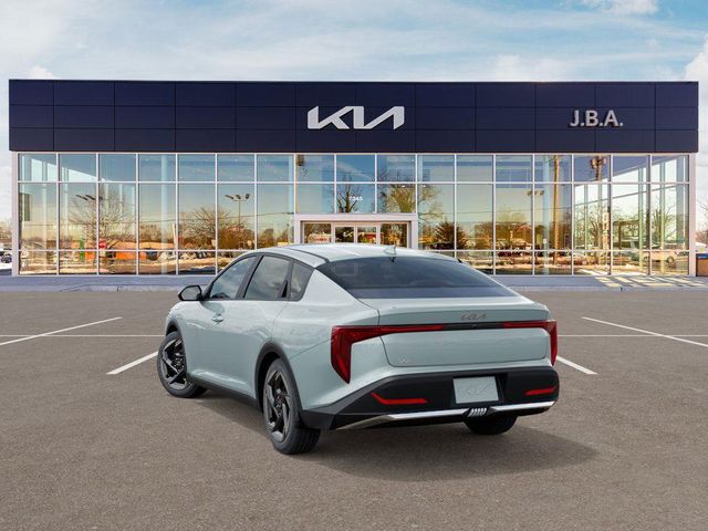 2025 Kia K4 EX photo 4