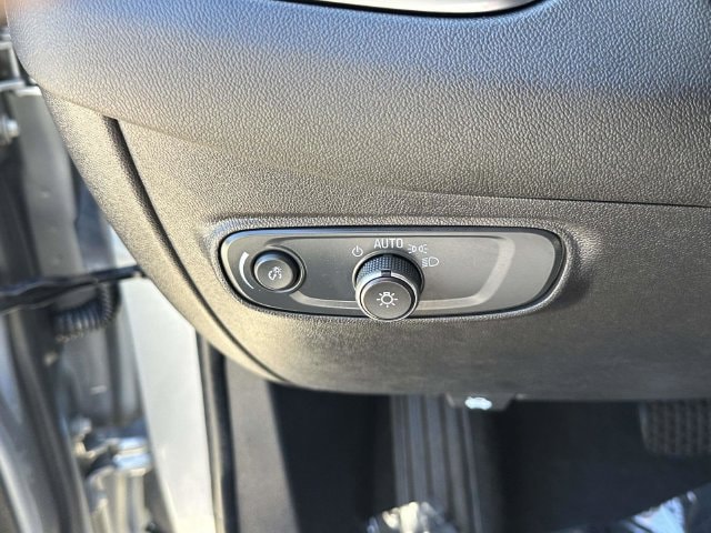2024 Chevrolet Equinox LT - Photo 13