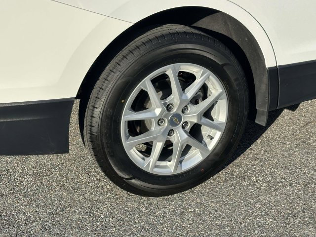 2023 Chevrolet Equinox LS - Photo 30