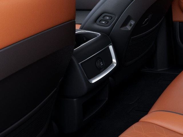 2026 Kia Carnival 25