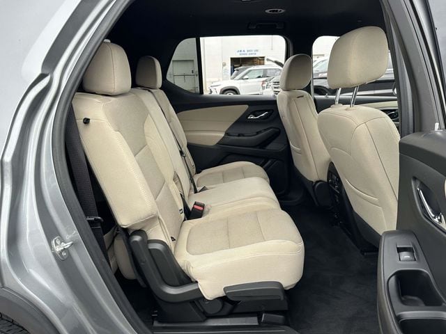 2023 Chevrolet Traverse LS - Photo 21