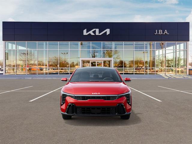 2025 Kia K4 GT-Line photo 2