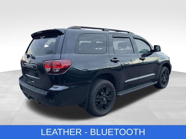 2018 Toyota Sequoia TRD Sport photo 2