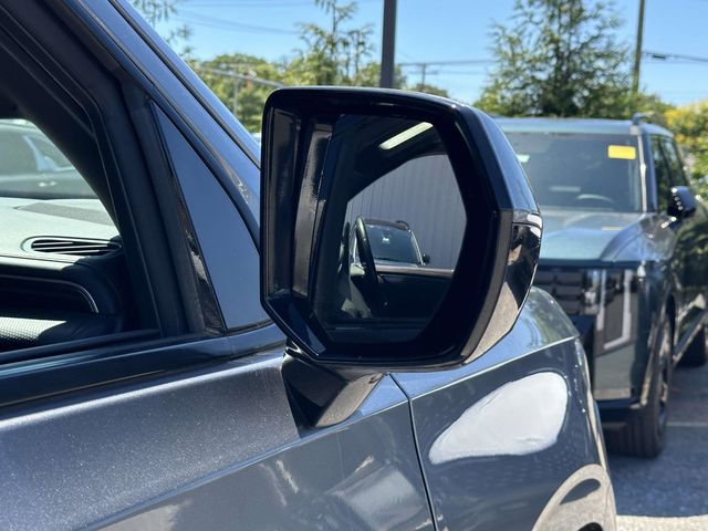 2021 Chevrolet Suburban RST - Photo 29