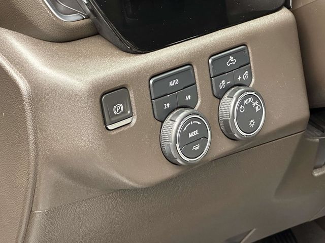 2023 Chevrolet Silverado 1500 LT - Photo 13