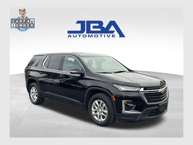 2023 Chevrolet Traverse LS's photo