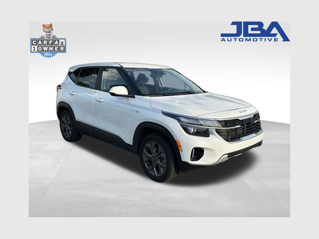 2024 Kia Seltos 2.0 LX AWD's photo