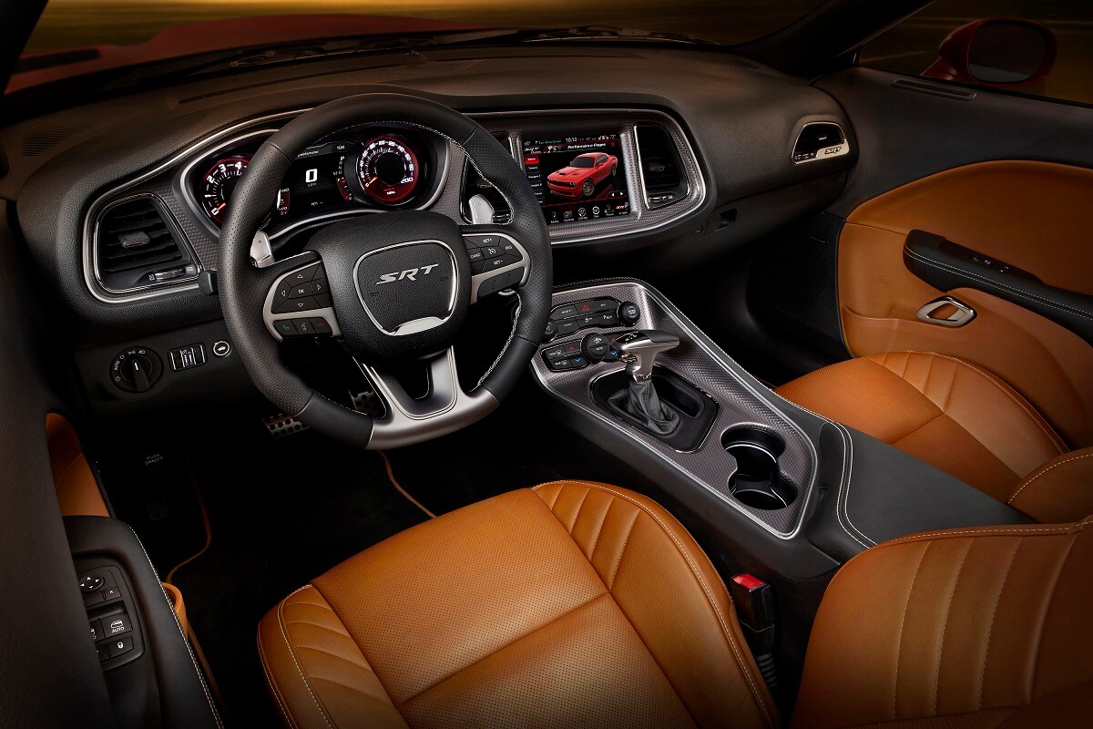 2015 Dodge Challenger SRT Preview