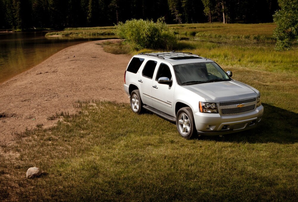 8 passenger vehicles with towing capacity
