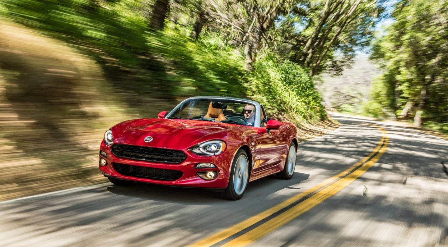 2018 FIAT 124 Spider Red Exterior Front View 2018 FIAT 124 Spider Red Exterior Front View
