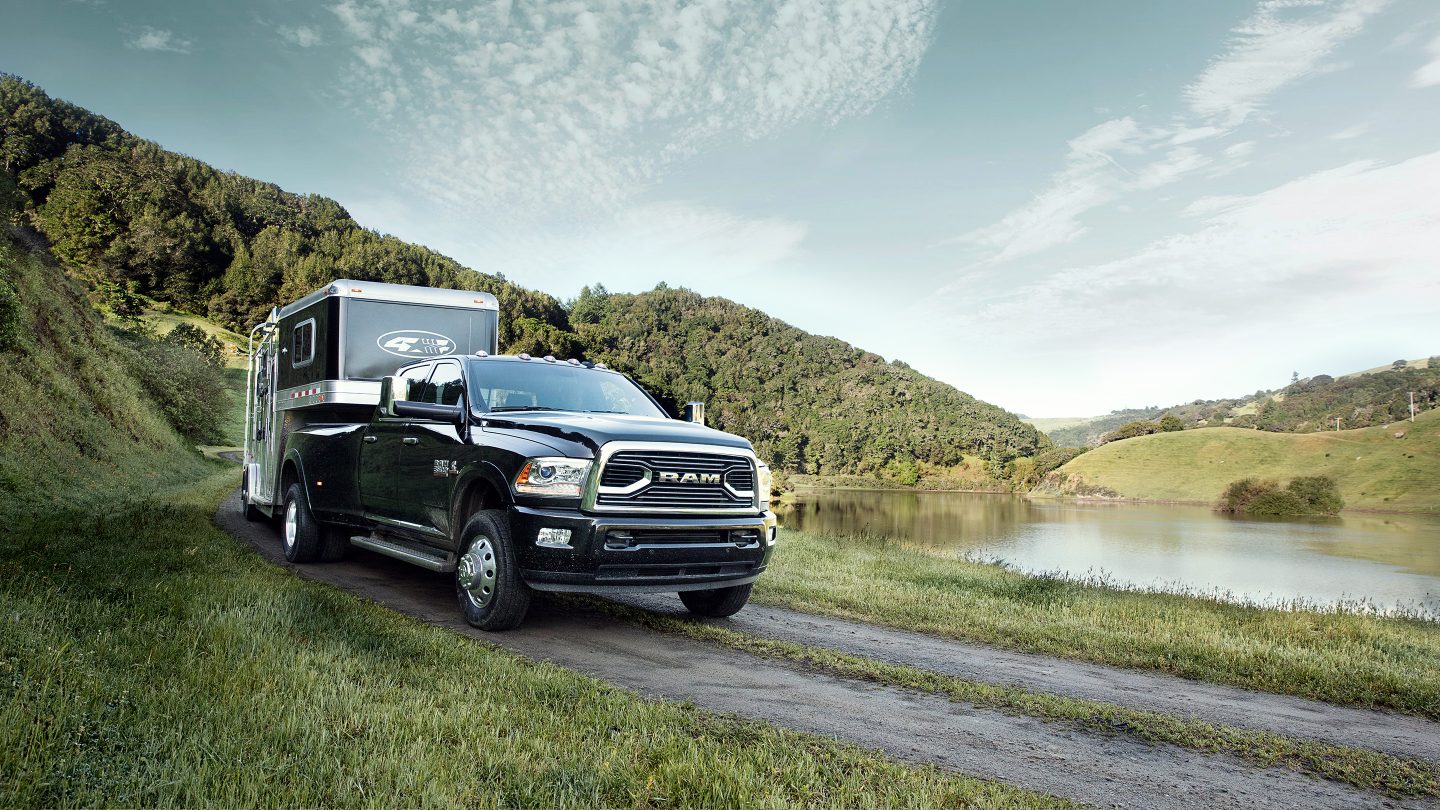 2017 Ram 3500 Heavy Duty Hauling Front Exterior 2017 Ram 3500 Heavy Duty Hauling Front Exterior