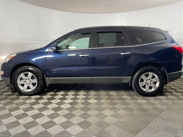 Used 2012 Chevrolet Traverse 1LT with VIN 1GNKRGEDXCJ239497 for sale in Columbus, IN