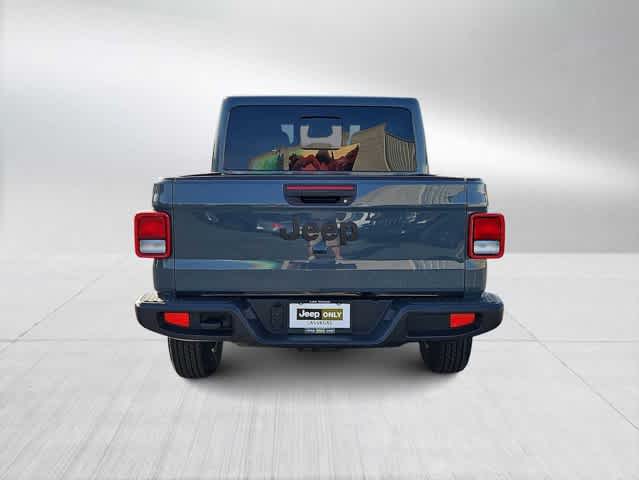 Thumbnail: 2026 Jeep Gladiator - 7