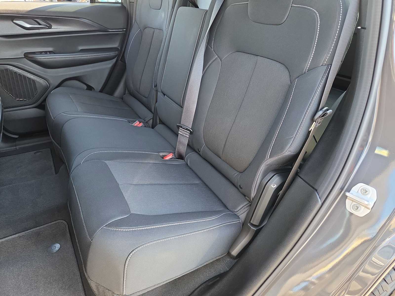 Thumbnail: 2025 Jeep Grand Cherokee - 20