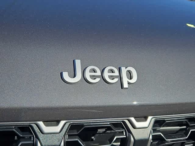 Thumbnail: 2026 Jeep Grand Cherokee - 12