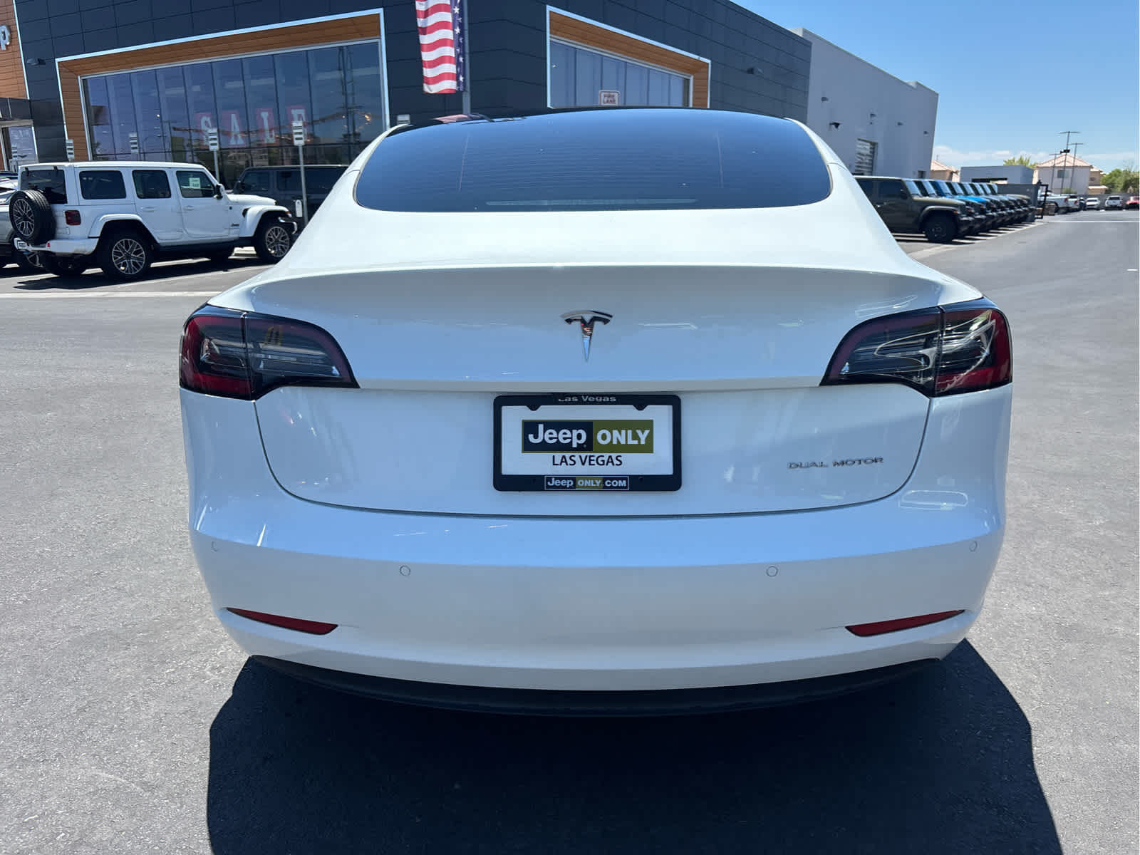 Thumbnail: 2022 Tesla Model 3 - 6