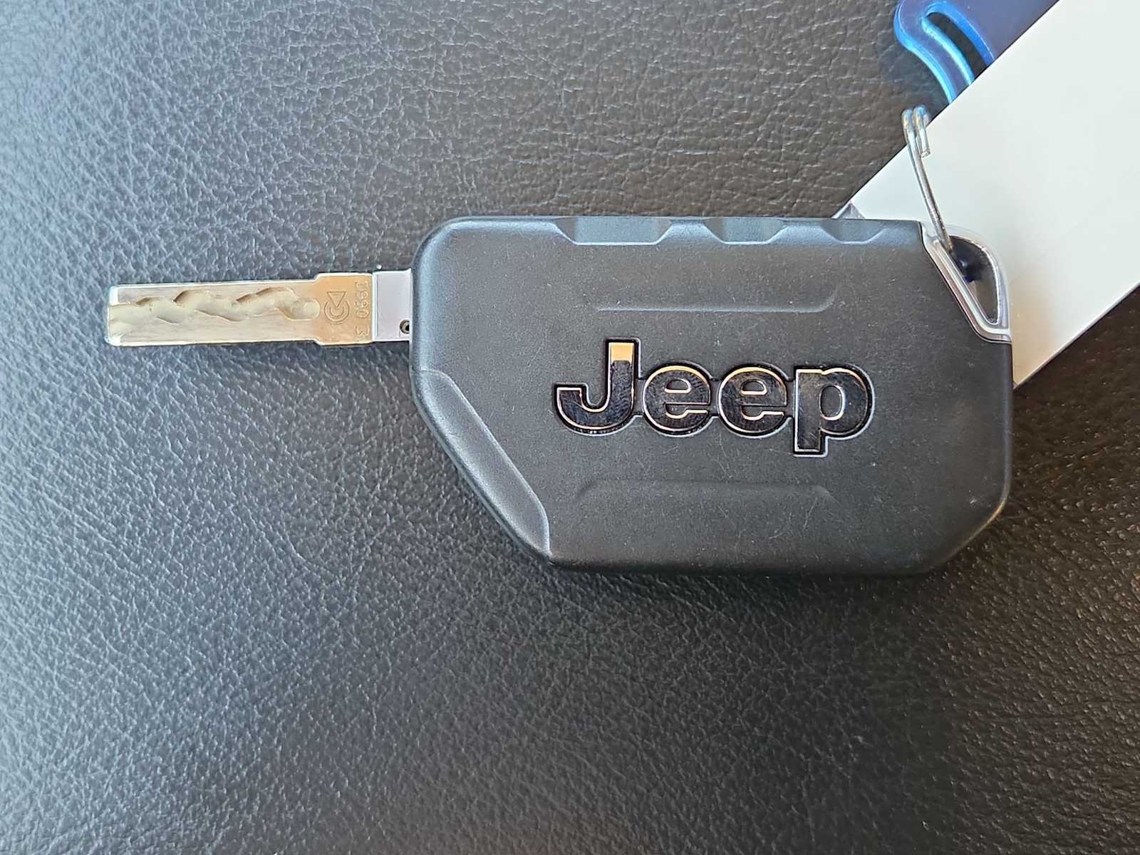 Thumbnail: 2021 Jeep Gladiator - 35