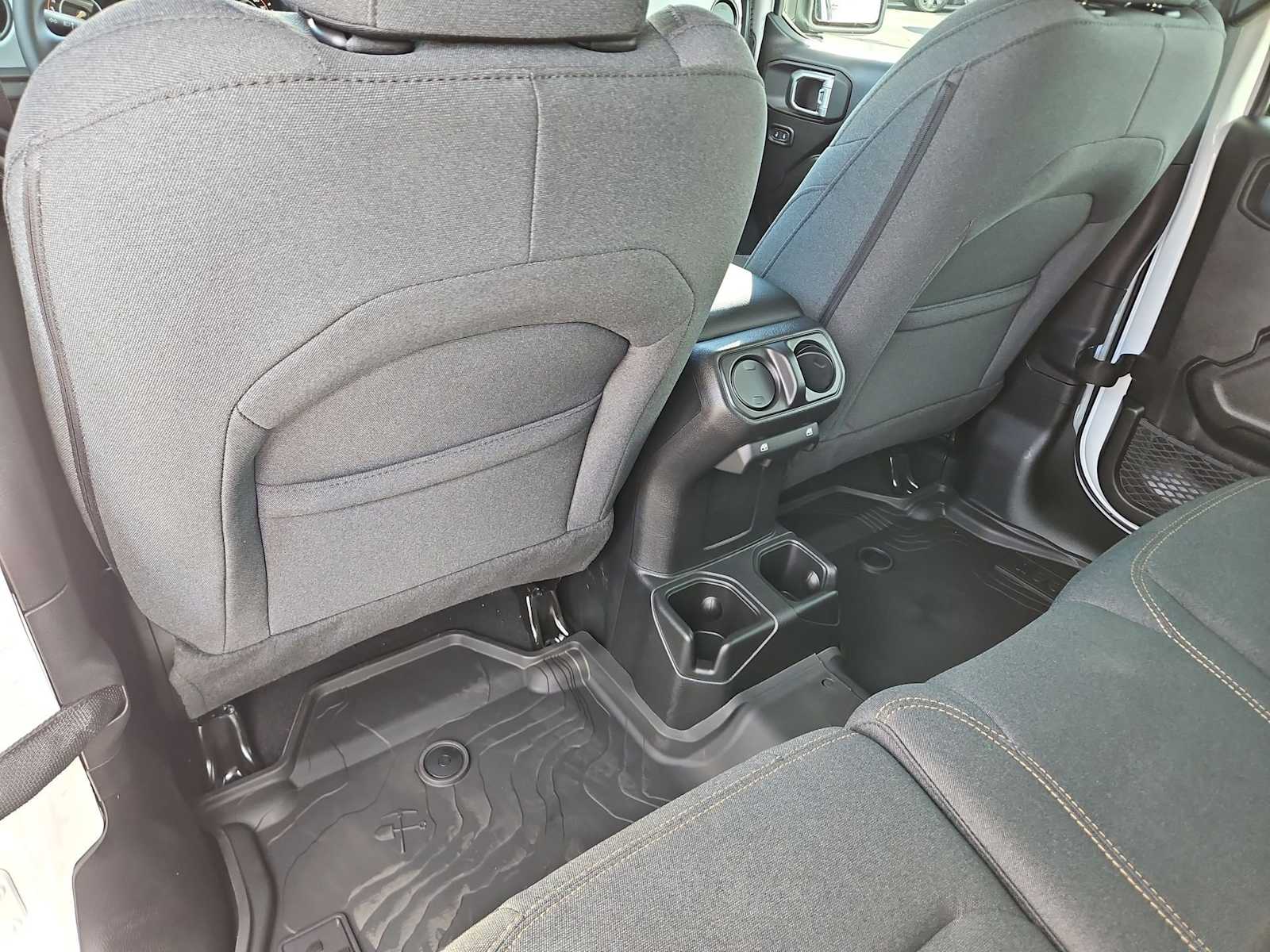 Thumbnail: 2026 Jeep Wrangler - 17