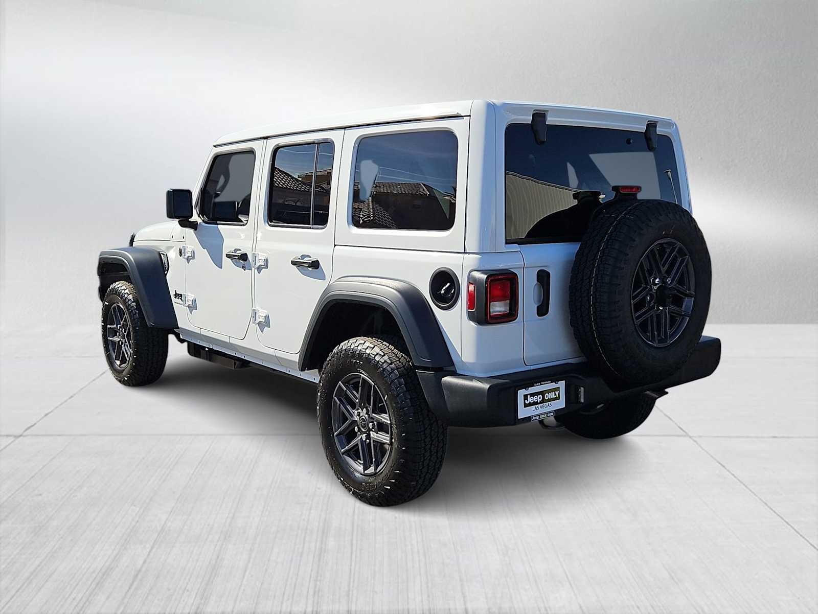 Thumbnail: 2026 Jeep Wrangler - 6