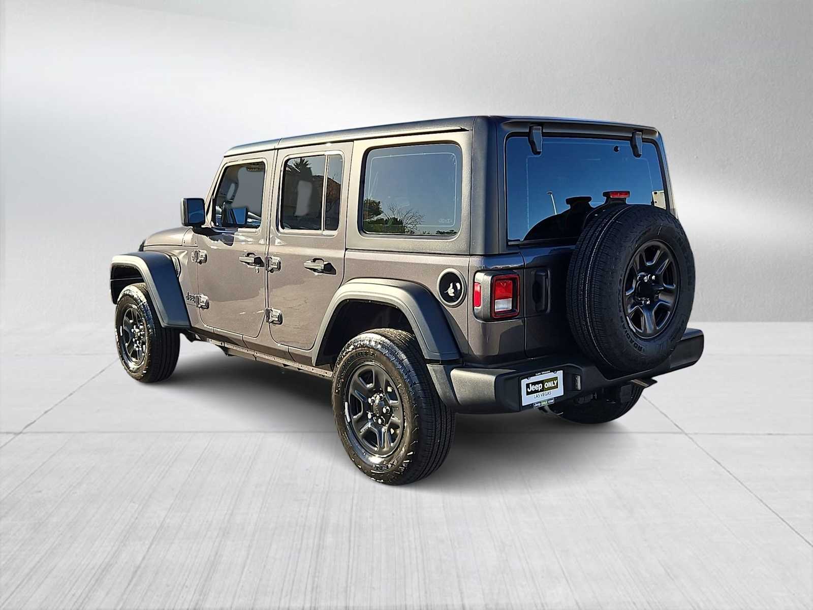 Thumbnail: 2026 Jeep Wrangler - 6