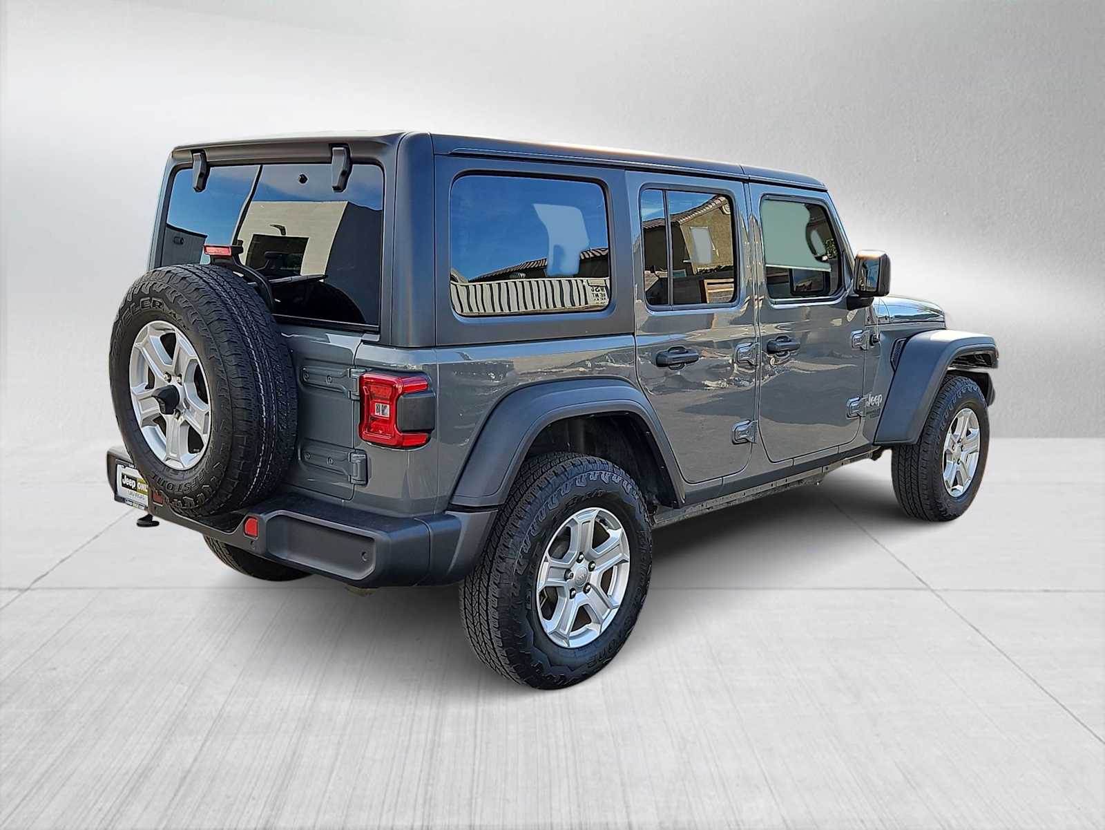 Thumbnail: 2021 Jeep Wrangler - 8