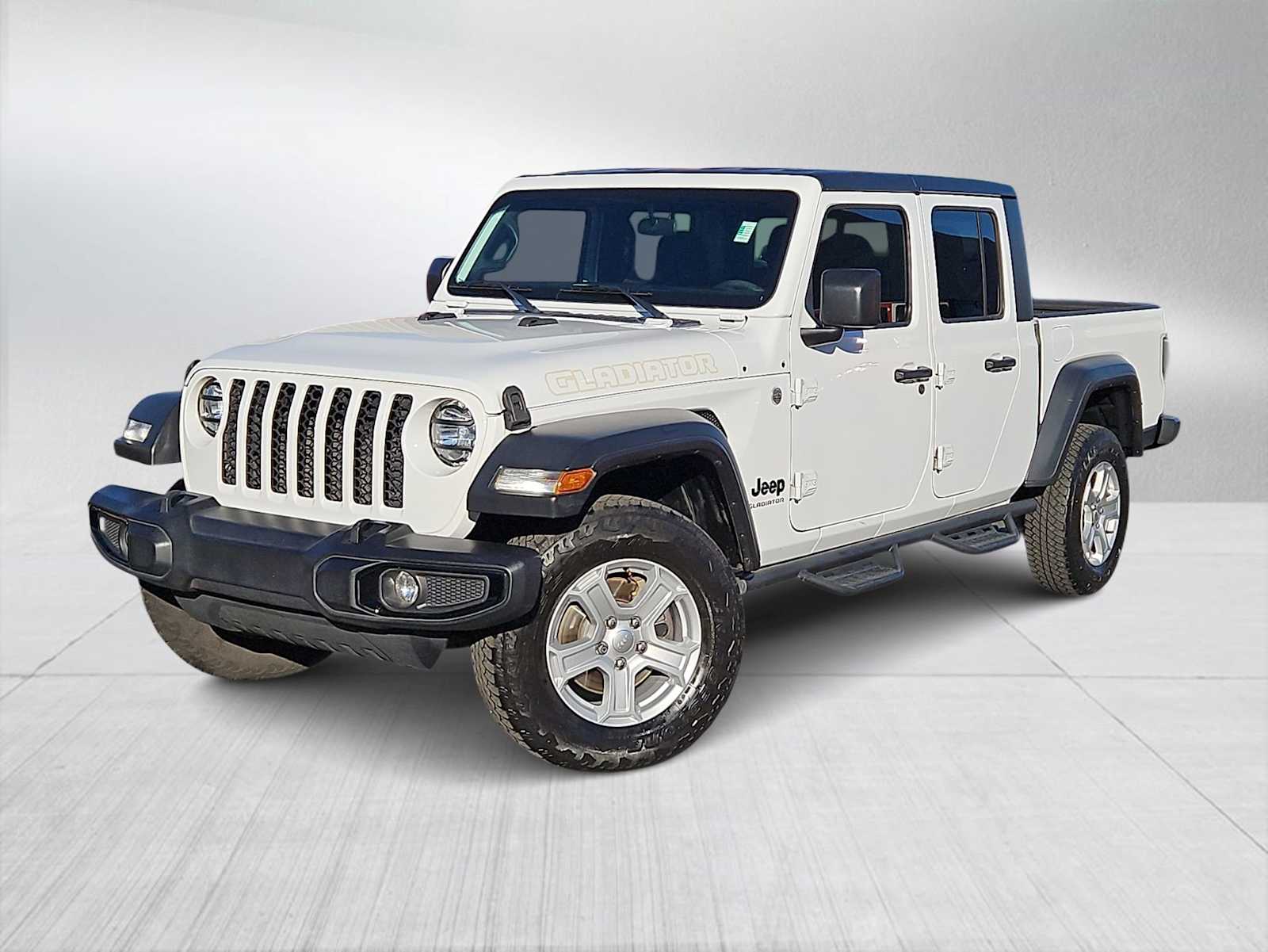 2020 Jeep Gladiator Sport's photo