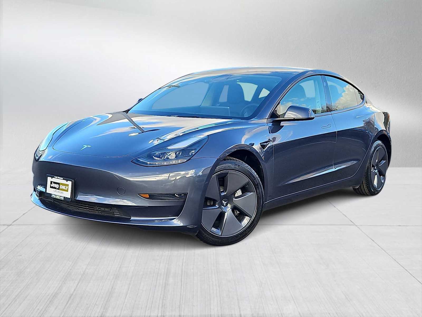 Thumbnail: 2023 Tesla Model 3 - 1