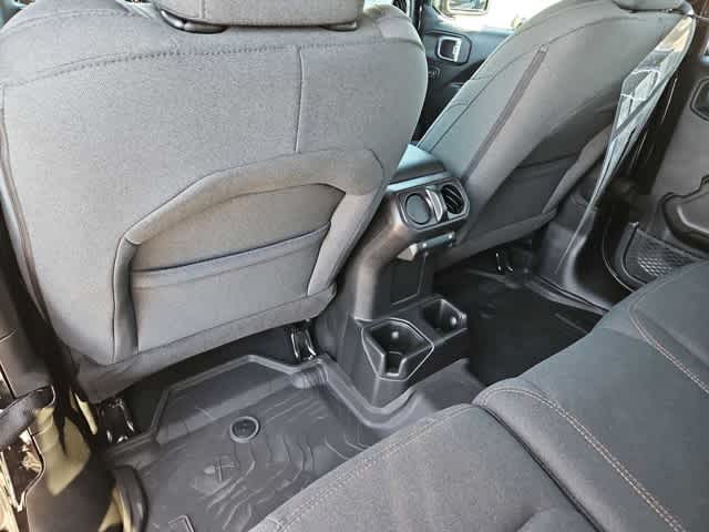 2026 Jeep Wrangler 4-Door Willys - Photo 17