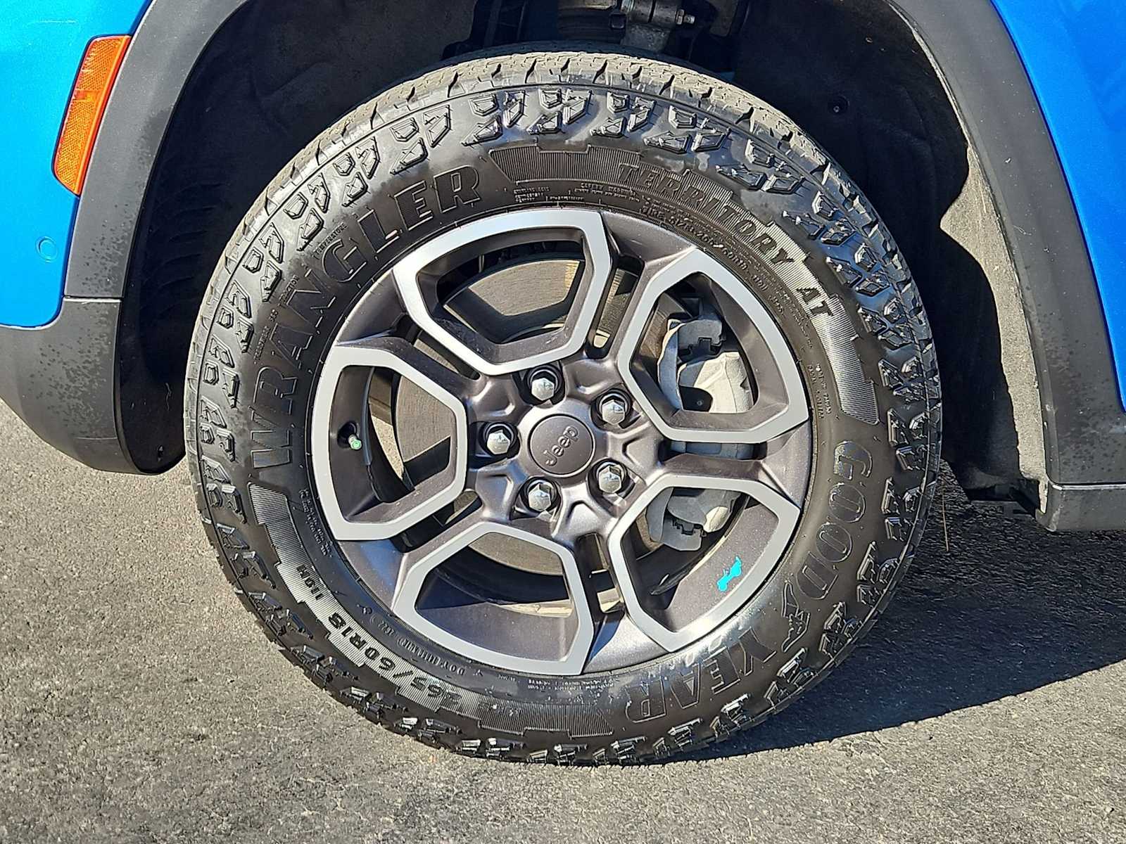 Thumbnail: 2022 Jeep Grand Cherokee - 14