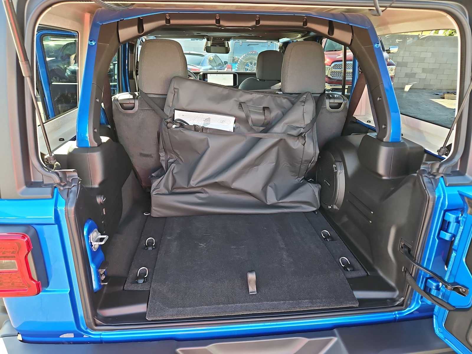 Thumbnail: 2026 Jeep Wrangler - 32